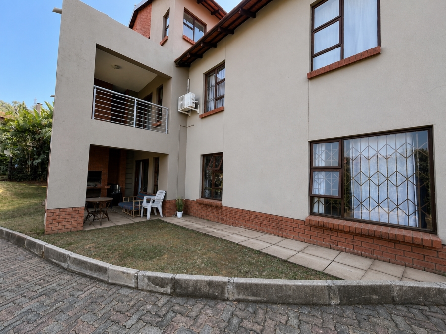 To Let 2 Bedroom Property for Rent in Azalea Park North West
